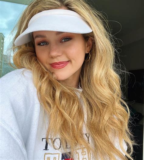 Brec Bassinger (@brecbassinger) • Instagram photos and videos